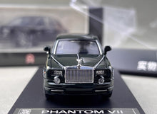 Load image into Gallery viewer, SW 1:64 Green Phantom VII 7 Luxury Classic Sedan Model Diecast Metal Car New Collection
