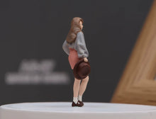 Load image into Gallery viewer, 1:64 Painted Figure Model Miniature Resin Diorama Toy Sand Trendy Walking Girl
