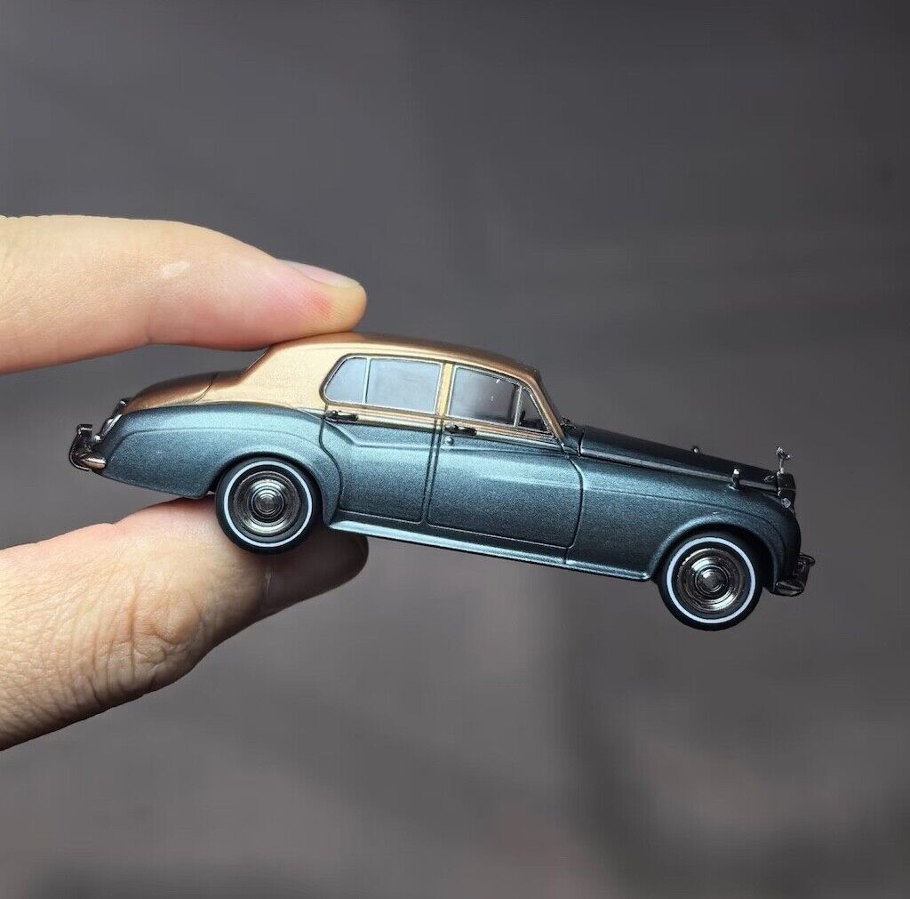 GFCC 1:64 Limited 1955 Silver Cloud I Classic Model Diecast Metal Car New Collection