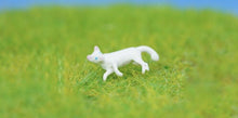 Load image into Gallery viewer, 1:64 Painted Figure Model Miniature Resin Diorama Sand Pet Walk Cat Kitten Toy
