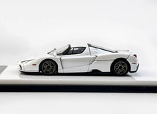 Load image into Gallery viewer, King 1:64 White Black Rims Enzo Racing Sports Model Diecast Metal Car New Collection
