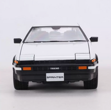 Load image into Gallery viewer, Maisto 1:24 White Sprinter Trueno AE86 Sport Open Model Diecast Metal Car New Collection
