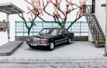 Load image into Gallery viewer, Maxwell 1:64 450SEL W116 Sedan Classic Sport Model Diecast Metal Car New
