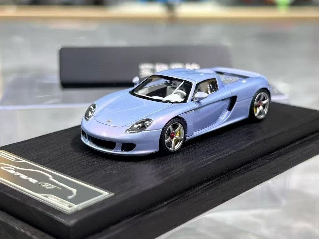 Deepmaker 1:64 Blue Carrera GT Sports Model Diecast Resin Car New Collection