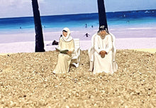 Load image into Gallery viewer, 1:64 Painted Figure Model Miniature Resin Diorama Sand Arabs Robe Man Lady Toy
