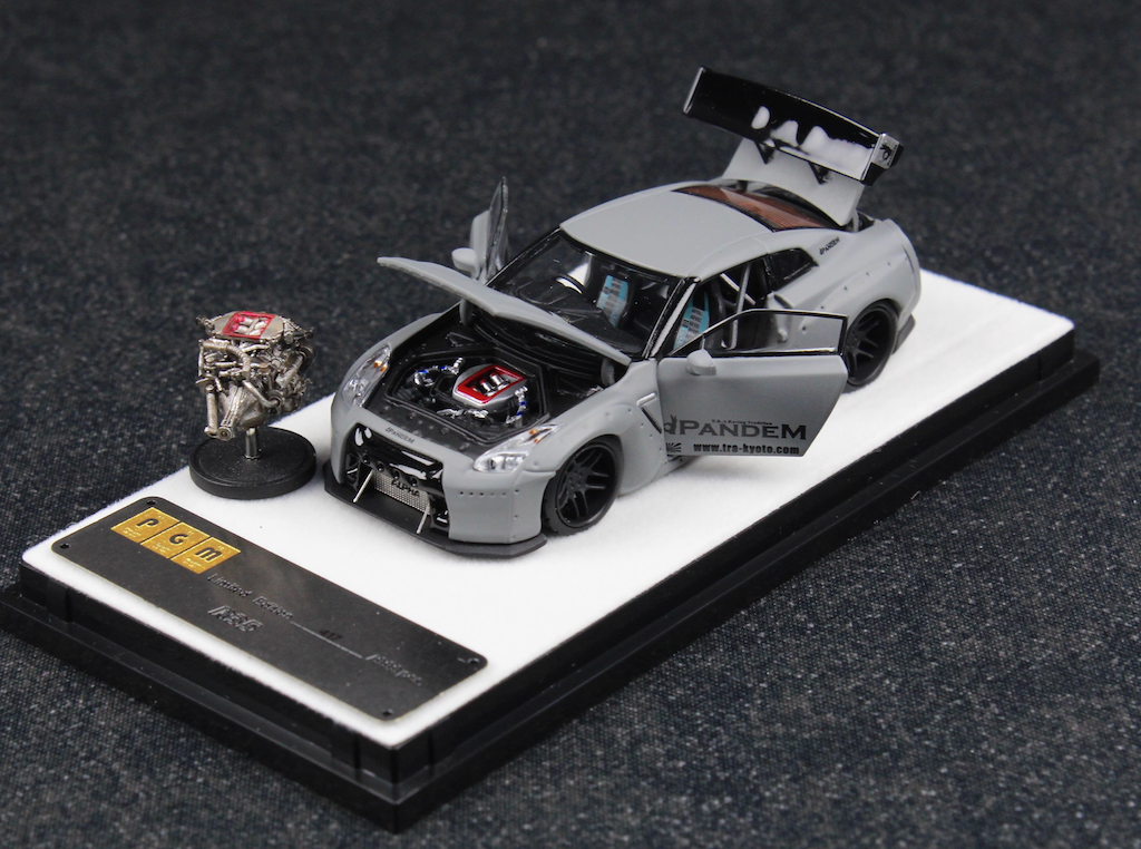 PGM 1:64 Gray GTR R35 Rocket Bunny Pandem Engine Model Diecast Metal Car New Collection