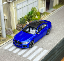 Load image into Gallery viewer, Howie 1:64 Blue F90 M5 Sedan Sports Model Diecast Metal Car New Collection
