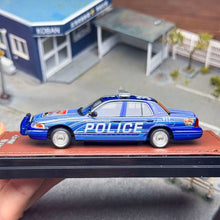 Load image into Gallery viewer, GOC 1:64 HEC Albuquerque Police Crown Victoria CV Model Diecast Metal Car New Collection
