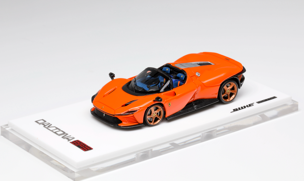 SUHE 1:64 Orange SP3 Daytona Convertible Sports Model Diecast Resin Car New Collection