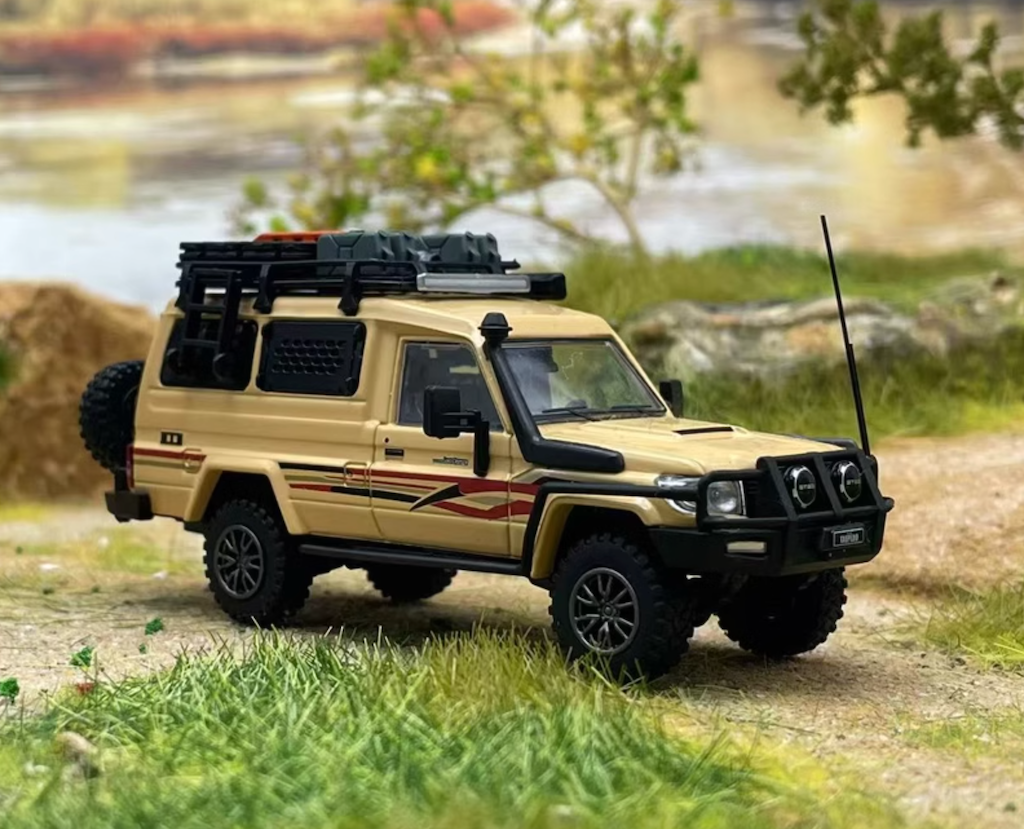 Autobots 1:64 Decal Yellow Land Cruiser J70 LC78 ORV Model Diecast Metal Car