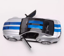 Load image into Gallery viewer, Maisto 1:24 Silver 2014 Mustang Street Racer Sport Model Diecast Metal Car New Collection
