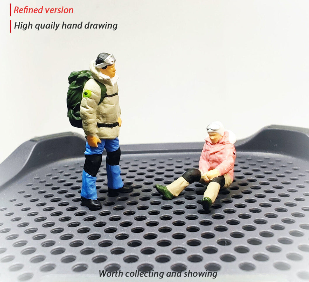 1:64 Painted Figure Mini Model Miniature Resin Diorama Climber Couple Traveller