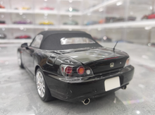 Load image into Gallery viewer, MH 1:18 Black JDM S2000 AP2 Sports F22C Engine Model Diecast Metal Car New
