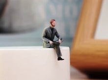 Load image into Gallery viewer, 1:64 Painted Figure Model Miniature Resin Diorama Toy Sand Suit Man Sitting New
