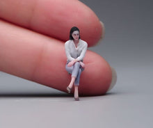 Load image into Gallery viewer, 1:64 Painted Figure Model Miniature Resin Diorama White Lady Sitting Crossed Leg
