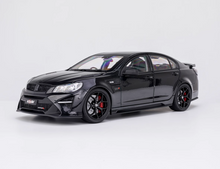 Load image into Gallery viewer, BIANTE 1:18 Black HSV GTSR W1 Sports Sedan Model Diecast Metal Car New
