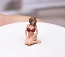 Load image into Gallery viewer, 1:64 Painted Figure Model Miniature Resin Diorama Sand Toy Sitting Bikini Woman

