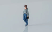 Load image into Gallery viewer, 1:64 Painted Figure Model Miniature Resin Diorama Sand Toy Trendy Woman Fashion
