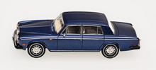 Load image into Gallery viewer, GFCC 1:64 Blue 1979 Silver Shadow II Luxury Classic Model Diecast Metal Car
