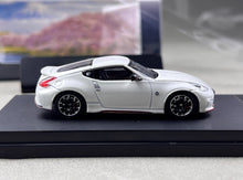 Load image into Gallery viewer, FUJI 1:64 White JDM Fairelady 370Z RZ34 Sports Model Diecast Metal Car New Collection
