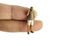 Load image into Gallery viewer, 1:64 Painted Figure Model Miniature Resin Diorama Sand Armed Forces Soldier Toy
