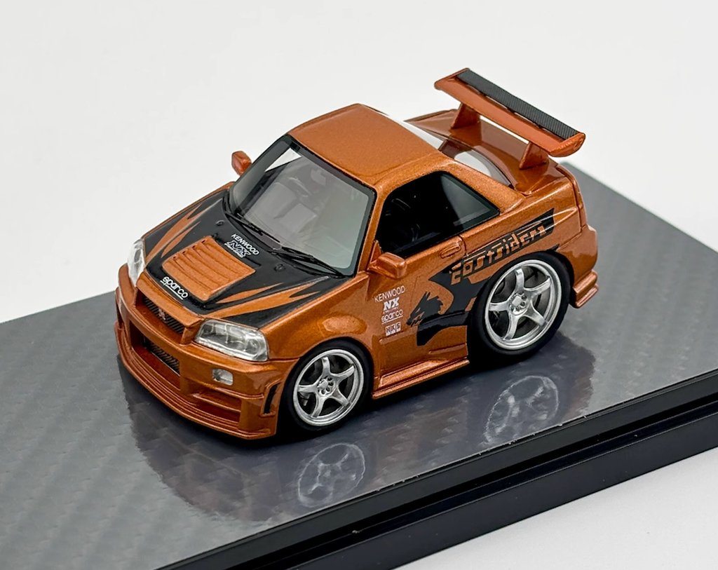 YM 1:64 JDM Skyline GTR R34 Z-TUNE Q Cute Car Sports Model Diecast Resin New Collection