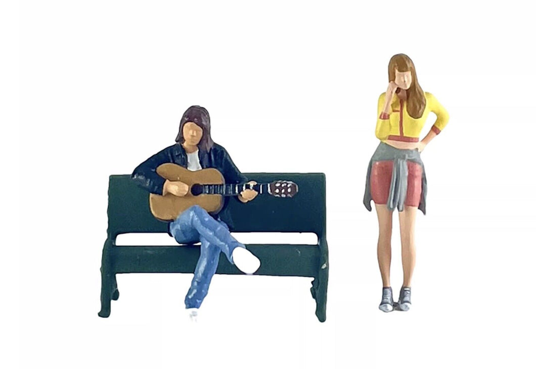 1:64 Painted Figure Mini Model Miniature Resin Diorama Set Couple Lady GuitarMan