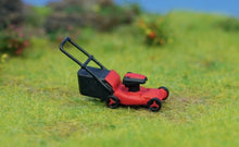 Load image into Gallery viewer, 1:64 Painted Figure Model Miniature Resin Diorama Sand Gardener Nurseryman Woman Collection
