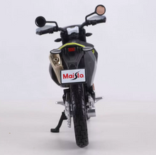 Load image into Gallery viewer, Maisto 1:12 2023 Husqvarna 701 Motorcycle Bike Sports Model Diecast New Collection
