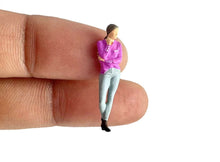 Load image into Gallery viewer, 1:64 Painted Figure Model Miniature Resin Diorama Sand Suit Man Secretary Lady New
