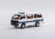 Load image into Gallery viewer, Masdi 1:64 White Police Hiace H50 Mini Van Sports Model Diecast Metal Car New Collection
