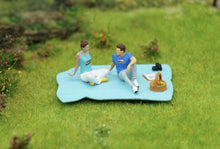 Load image into Gallery viewer, 1:64 Painted Figure Model Miniature Resin Diorama Camping Outdoor Picnic BBQ Toy Collection

