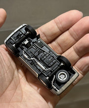 Load image into Gallery viewer, Masdi 1:64 1994 Gold Land Cruiser LC80 ORV Sports Model Diecast Metal Car New Collection
