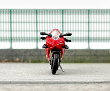 Load image into Gallery viewer, MINIGT 1:64 Red Panigale V4 Girl Figure Motorcycle Model Diecast Metal New Collection 682
