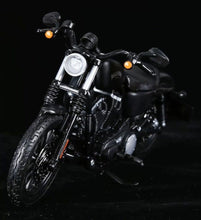Load image into Gallery viewer, Maisto 1:12 2014 Sportster Iron 883 Sports Model Diecast Metal Motorcycle New
