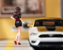 Load image into Gallery viewer, 1:64 Painted Figure Model Miniature Resin Diorama Sand Mini Skirt Sexy Girl Lady New Collection
