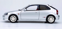 Load image into Gallery viewer, MH 1:18 Silver JDM Civic Type R EK9 Hatchback Engine Model Diecast Metal Car
