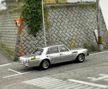 Load image into Gallery viewer, Liberty 1:64 Silver 300SEL 6.3 V8 W109 Sedan Sport Model Diecast Metal Car New Collection
