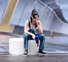 Load image into Gallery viewer, 1:24 Painted Figure Model Miniature Resin Diorama Mechanic Woman Repair Worker B
