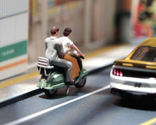 Load image into Gallery viewer, 1:64 Painted Unpainted Figure Model Miniature Resin Diorama Toy Roman Holiday New
