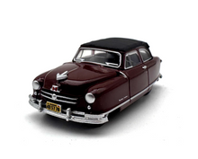 Load image into Gallery viewer, 1:87 Black 1950 Nash Vintage Classic Sports Model Diecast Metal Car New Collection
