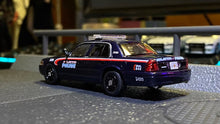Load image into Gallery viewer, Rollin 1:64 AIT CV CROWN VICTORIA Atlanta Police APD Model Diecast Metal Car
