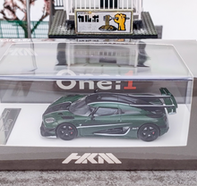 Load image into Gallery viewer, HKM 1:64 Green Agera One 1 Super Racing Sports Model Diecast Metal Car
