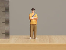 Load image into Gallery viewer, 1:64 Painted Figure Model Miniature Resin Diorama Sand Crossbody Bag Boy Man Toy
