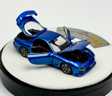 Load image into Gallery viewer, PGM 1:64 Blue JDM RX7 FD 3S Round Racing Sports Model Diecast Metal Car New Collection
