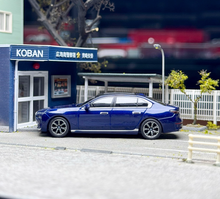 Load image into Gallery viewer, Minigt 1:64 Blue I7 xDrive 60 EV Sedan Sports Model Diecast Metal Car New Collection
