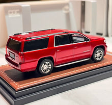 Load image into Gallery viewer, GOC 1:64 HEC Red 2015 Suburban Full Sized SUV Model Diecast Metal Car New Collection
