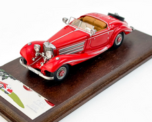 Load image into Gallery viewer, Liberty 1:64 Red 500K Vintage Convertible Sports Model Diecast Metal Car New Collection
