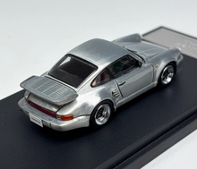 Load image into Gallery viewer, Master 1:64 Varnish 930 911 Turbo Classic Sports Model Diecast Metal Car New Collection
