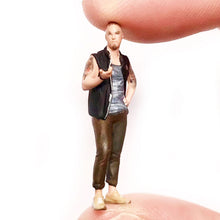 Load image into Gallery viewer, 1:64 Painted Figure Mini Model Miniature Resin Diorama Trendy Man Tattoo Skull
